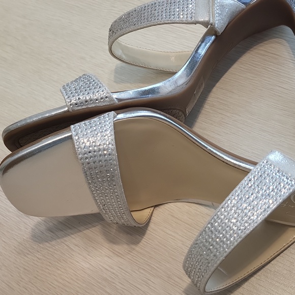 Jessica Simpson Sandal - Picture 7 of 11